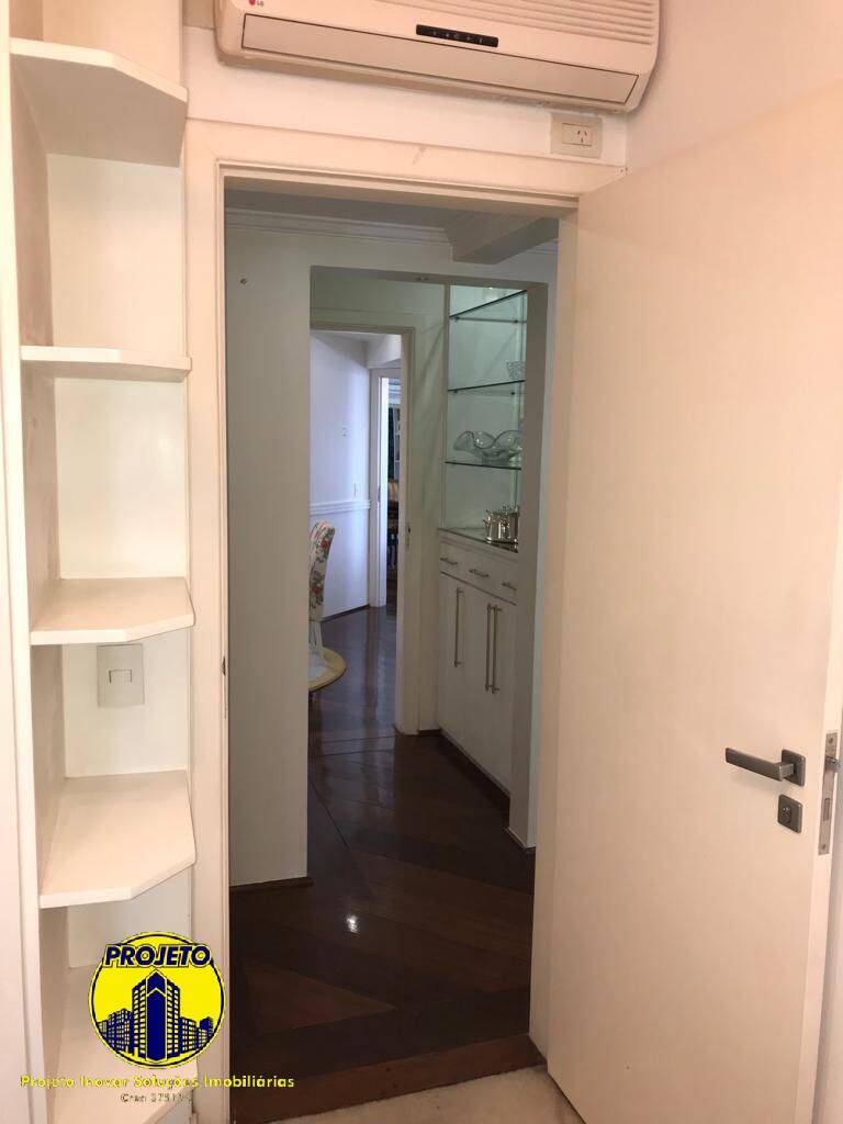 Apartamento para alugar com 3 quartos, 160m² - Foto 7