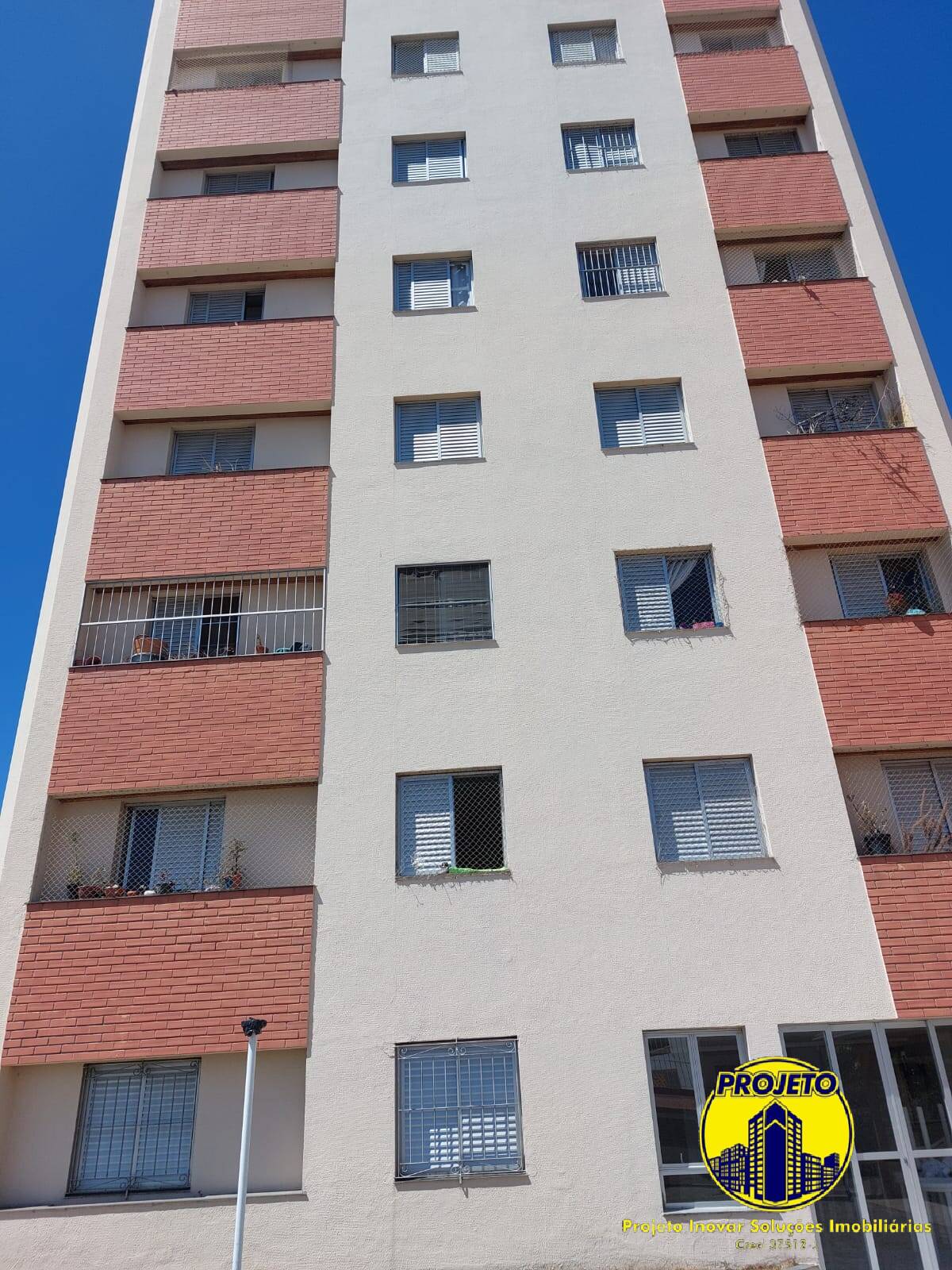 Apartamento à venda com 2 quartos, 60m² - Foto 1