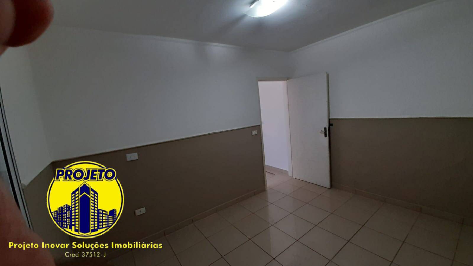 Casa à venda e aluguel com 3 quartos, 150m² - Foto 11