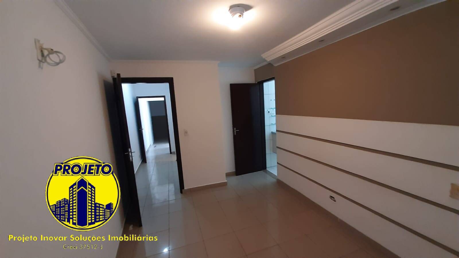 Casa à venda e aluguel com 3 quartos, 150m² - Foto 9