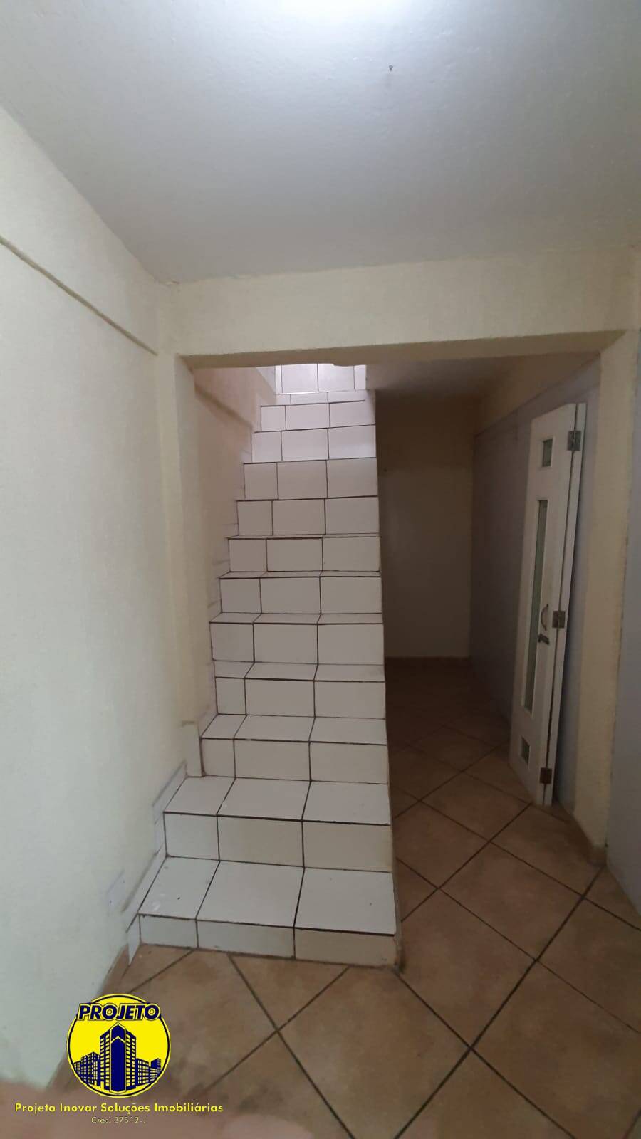 Casa à venda e aluguel com 3 quartos, 150m² - Foto 4