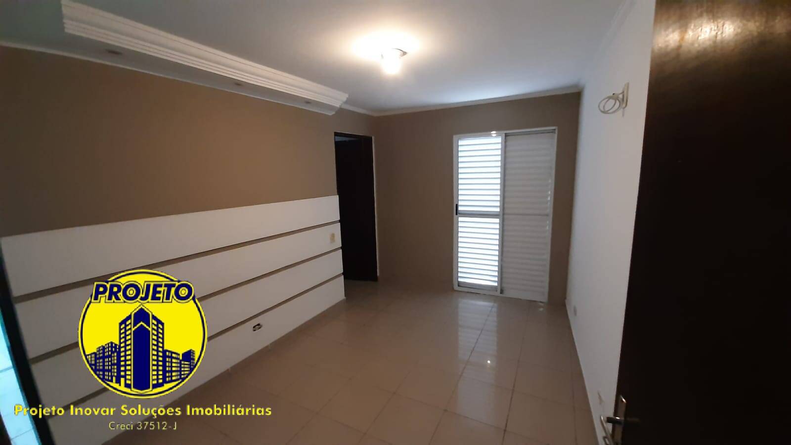 Casa à venda e aluguel com 3 quartos, 150m² - Foto 10