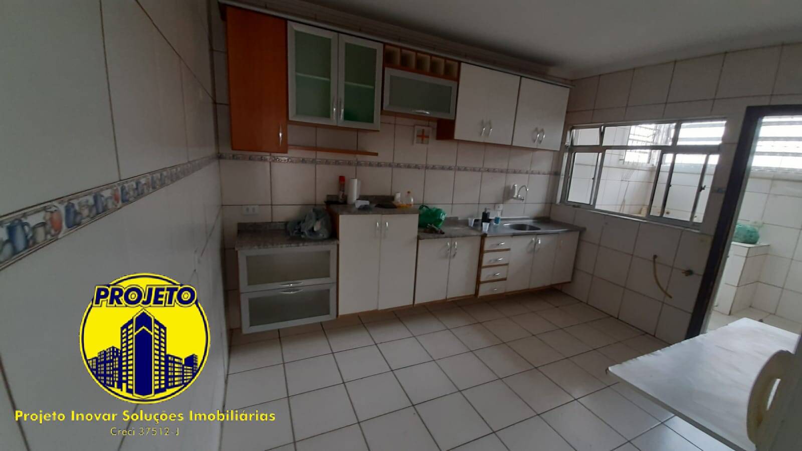 Casa à venda e aluguel com 3 quartos, 150m² - Foto 13