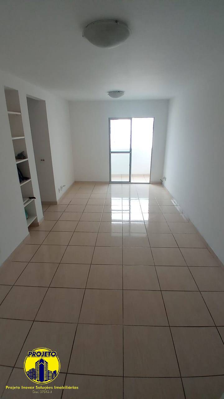 Apartamento para alugar com 3 quartos, 69m² - Foto 5