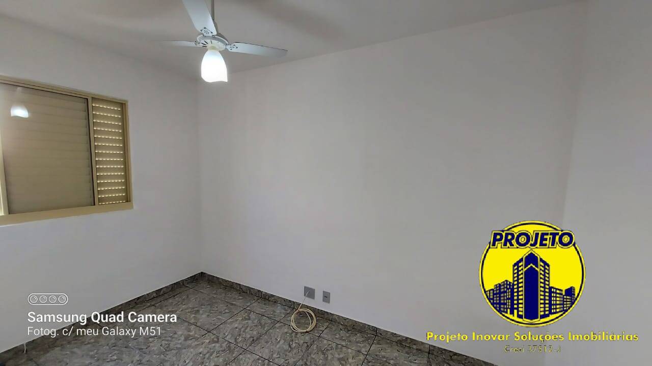 Apartamento para alugar com 2 quartos, 56m² - Foto 11