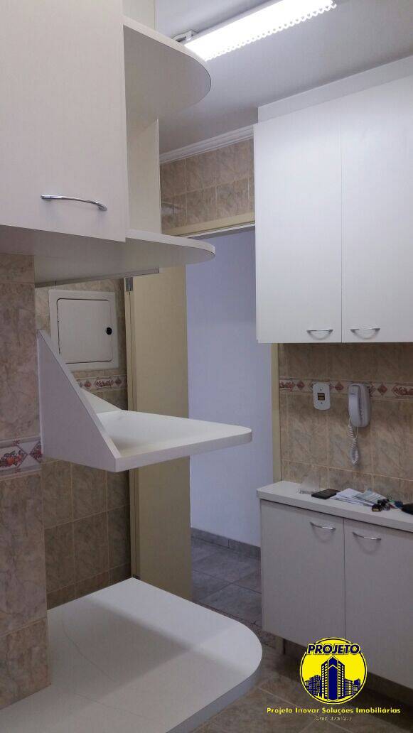 Apartamento para alugar com 2 quartos, 50m² - Foto 4