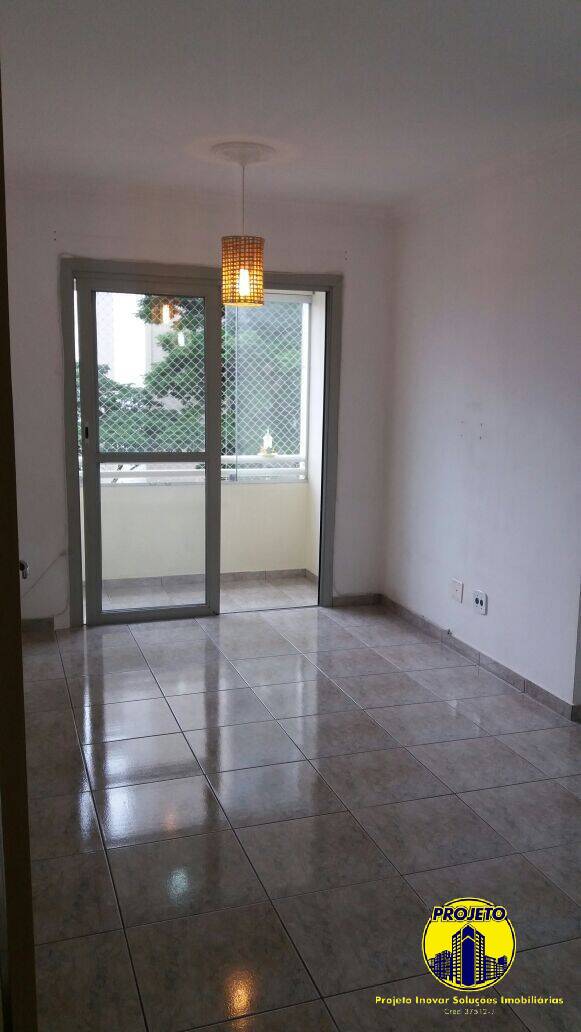 Apartamento para alugar com 2 quartos, 50m² - Foto 2