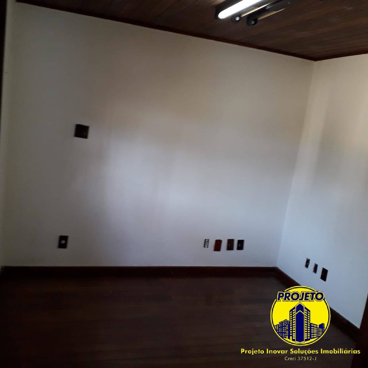 Casa à venda com 3 quartos, 350m² - Foto 12