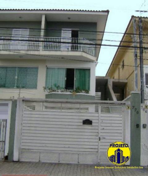 Sobrado à venda com 3 quartos, 200m² - Foto 1