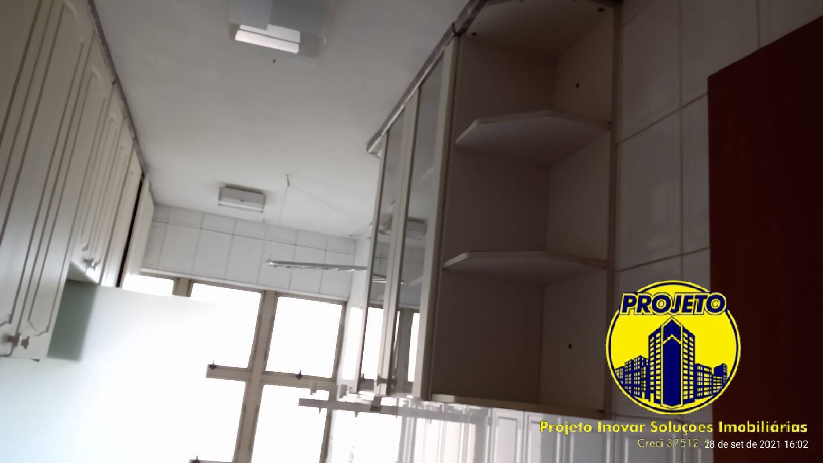 Apartamento para alugar com 2 quartos, 57m² - Foto 8