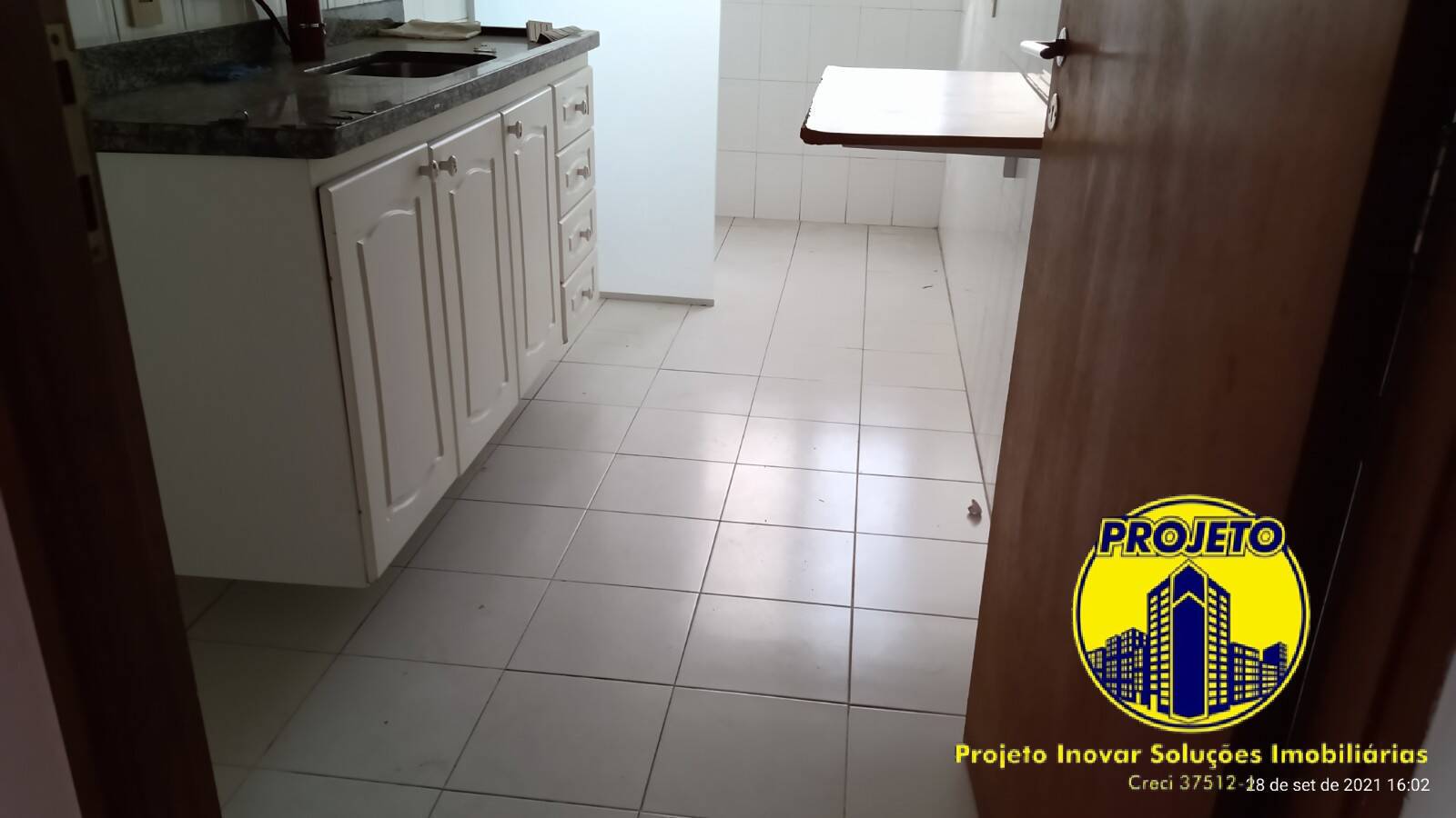 Apartamento para alugar com 2 quartos, 57m² - Foto 7