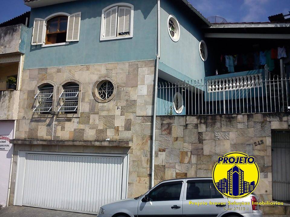 Sobrado à venda com 5 quartos, 250m² - Foto 1