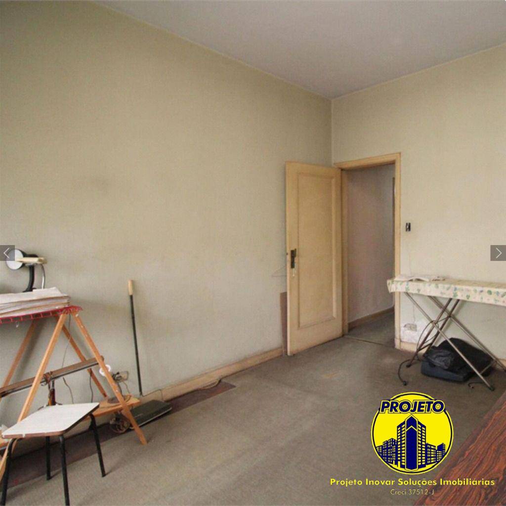 Apartamento à venda com 4 quartos, 220m² - Foto 17