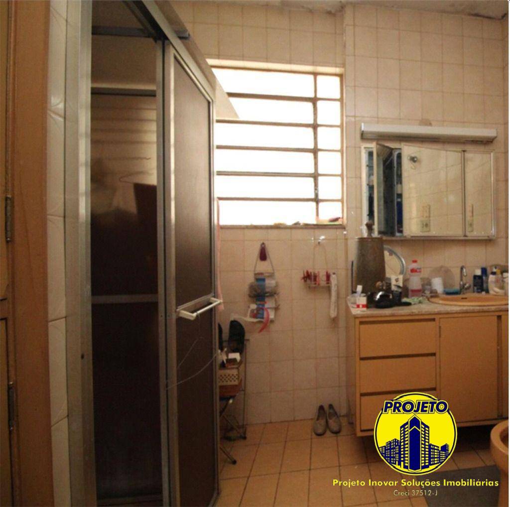 Apartamento à venda com 4 quartos, 220m² - Foto 13