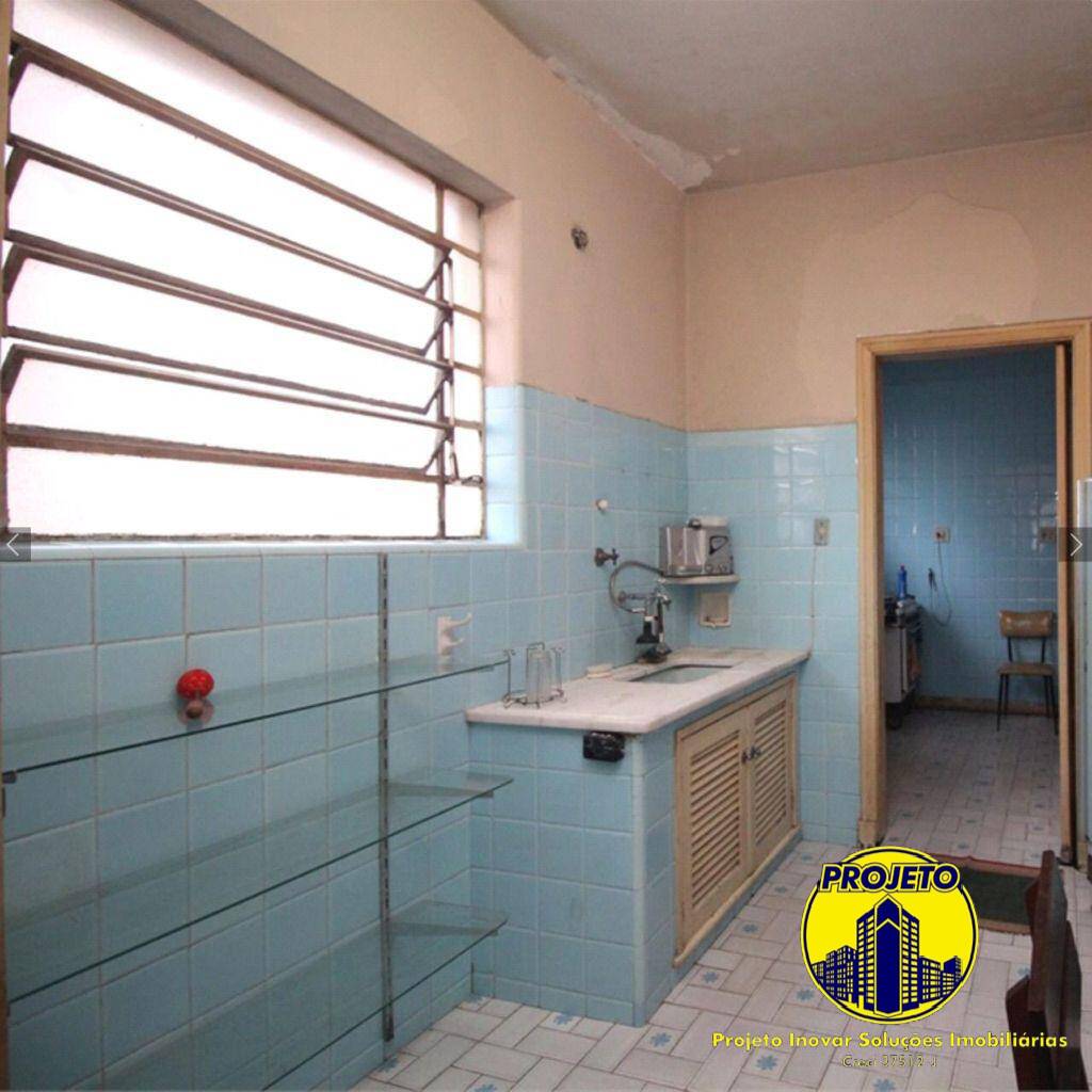 Apartamento à venda com 4 quartos, 220m² - Foto 12