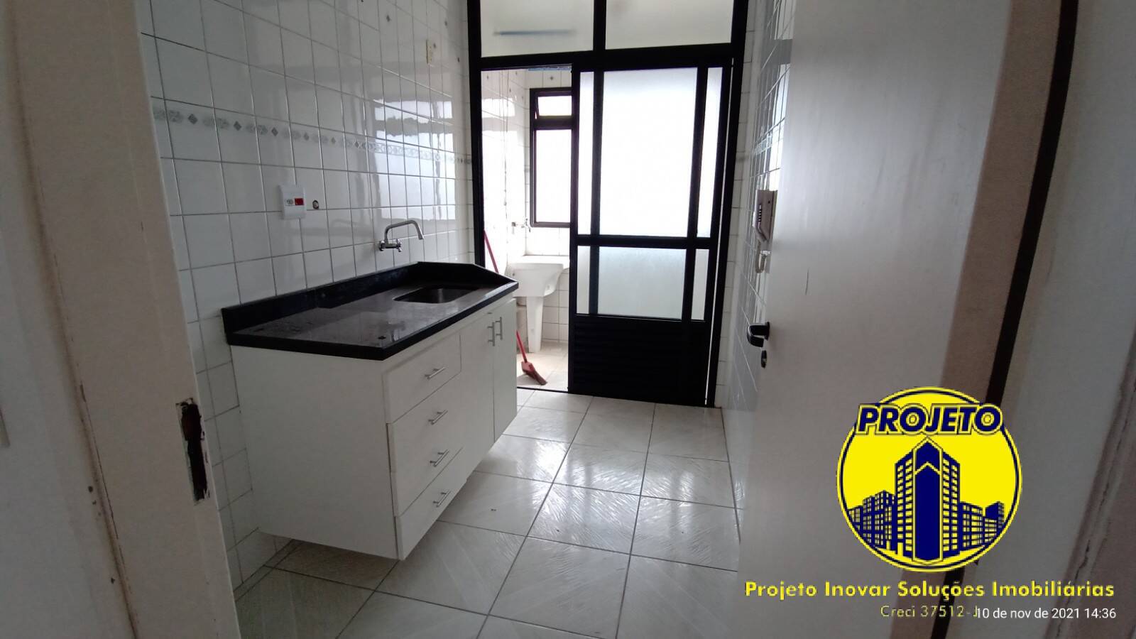 Apartamento para alugar com 2 quartos, 52m² - Foto 5