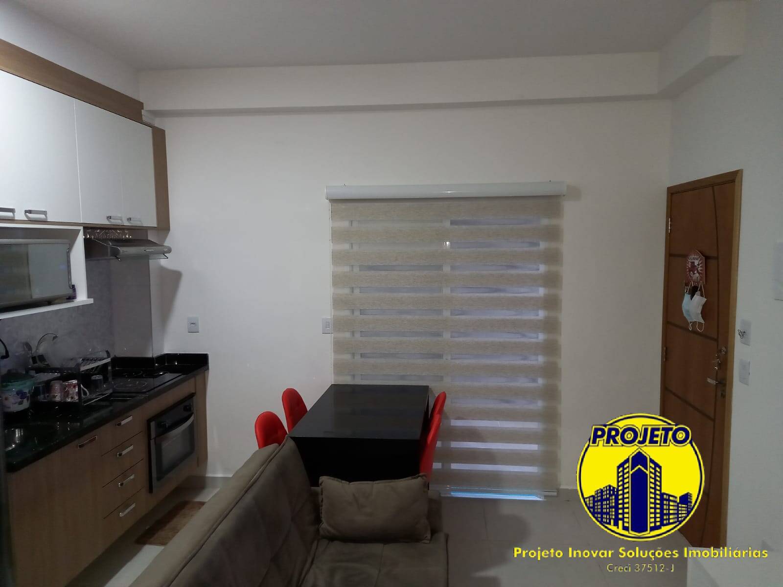 Apartamento à venda com 1 quarto, 34m² - Foto 2