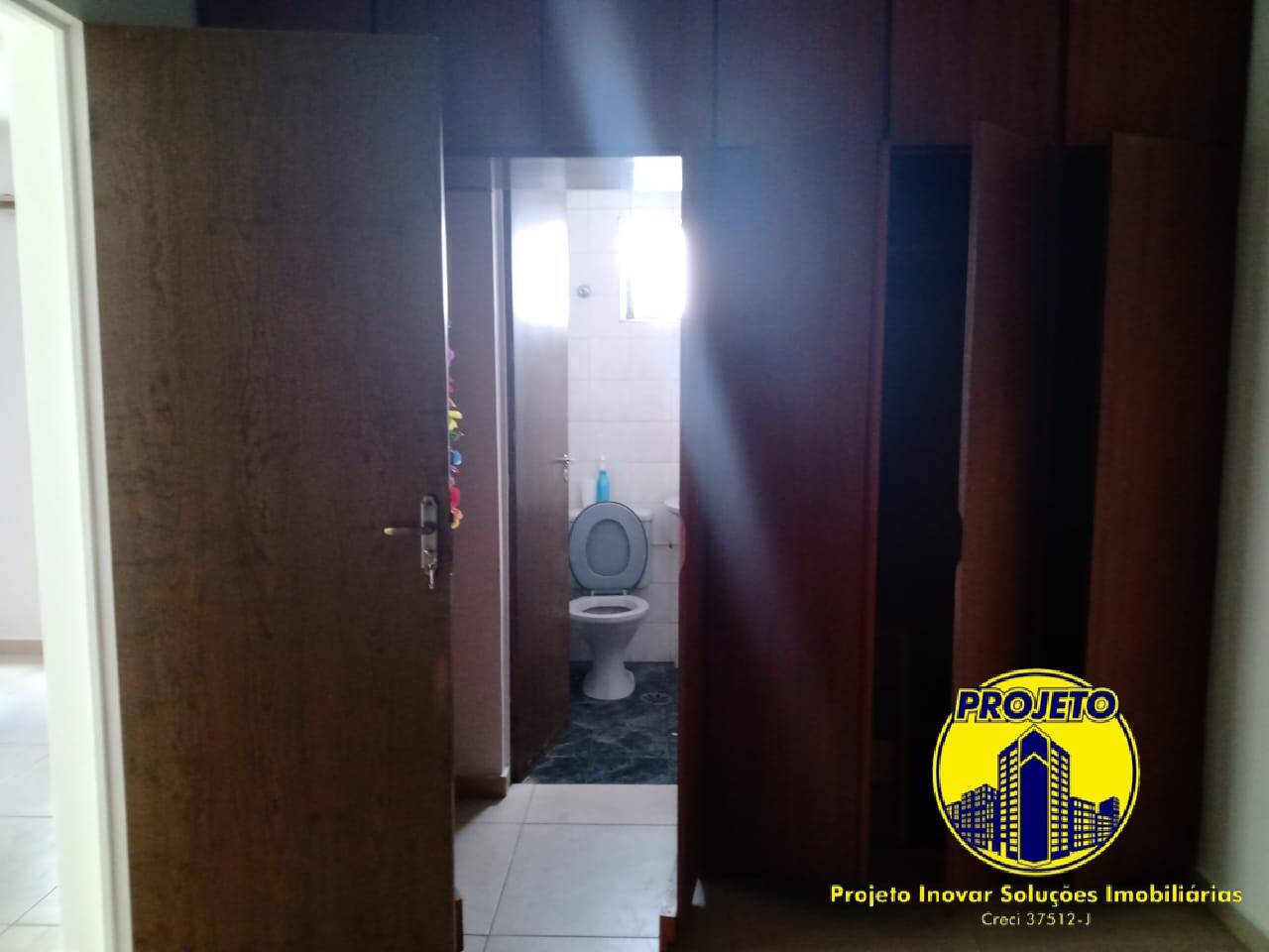 Apartamento para alugar com 2 quartos, 57m² - Foto 13