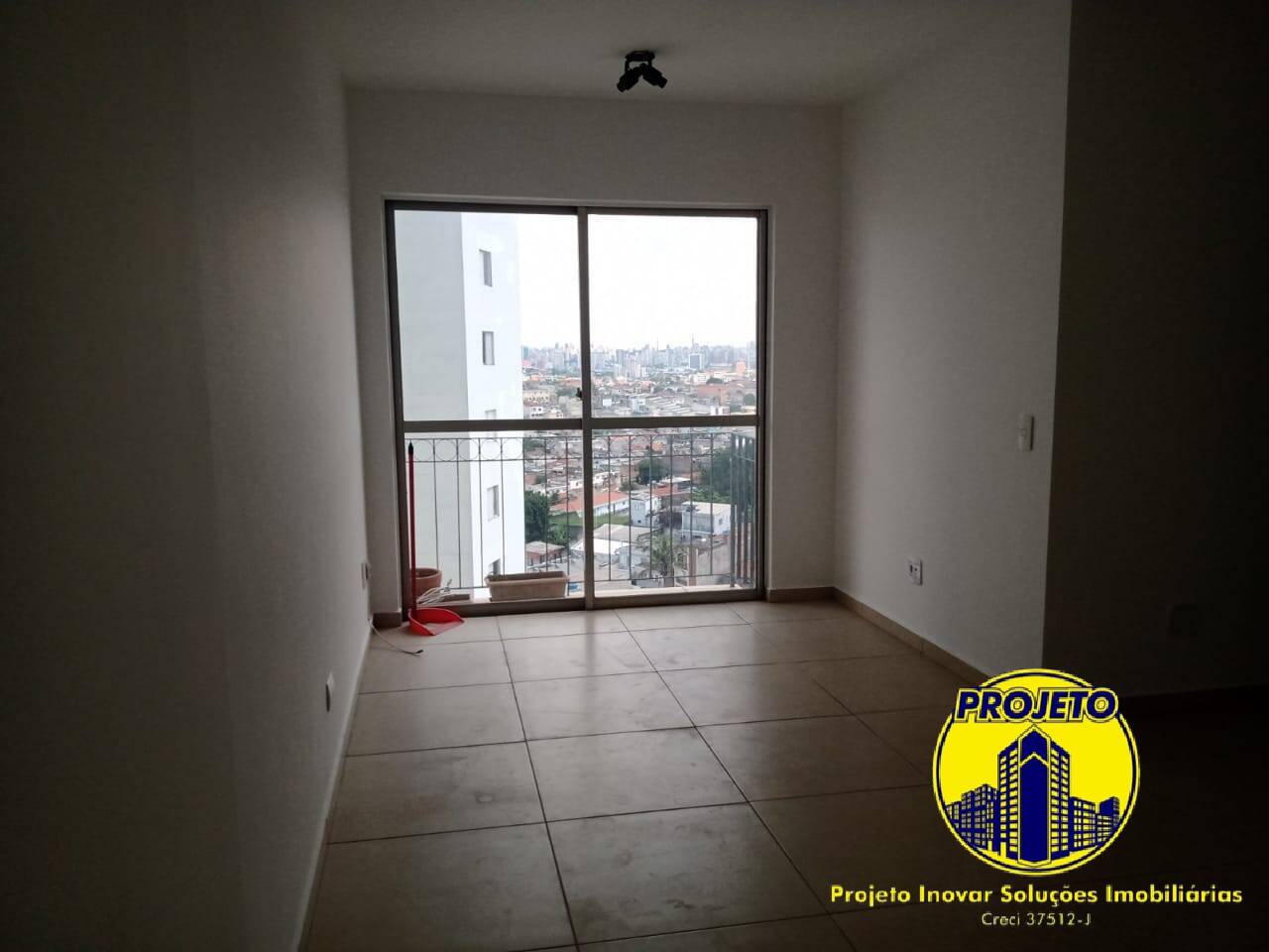 Apartamento para alugar com 2 quartos, 57m² - Foto 2