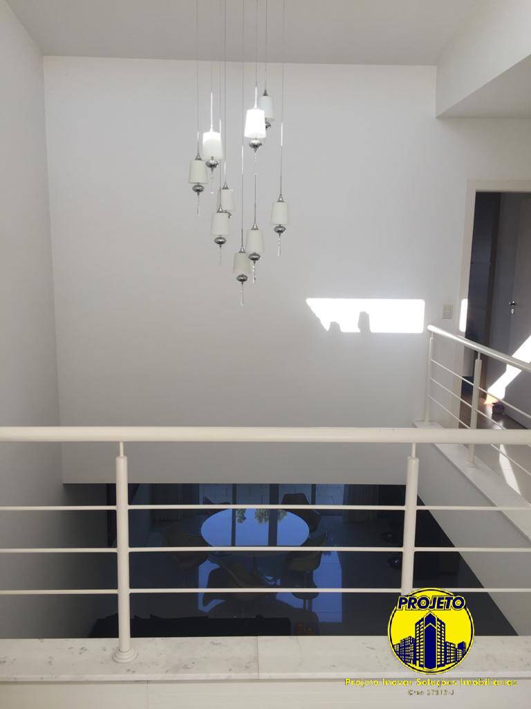 Sobrado à venda com 3 quartos, 254m² - Foto 11