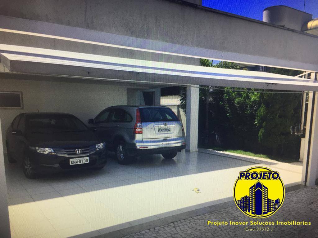 Sobrado à venda com 3 quartos, 254m² - Foto 1