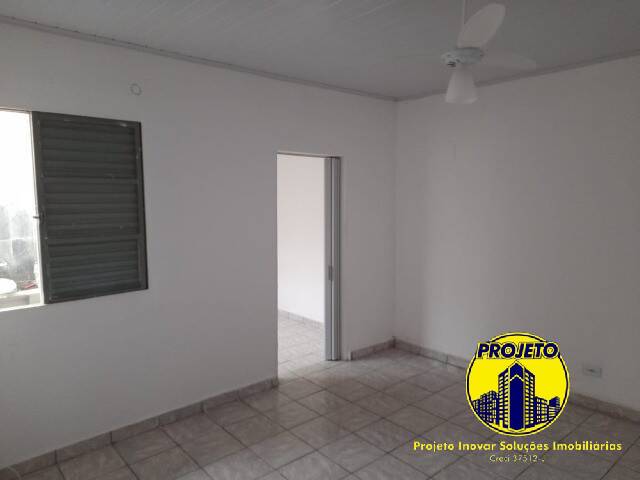 Casa para alugar com 1 quarto, 45m² - Foto 4