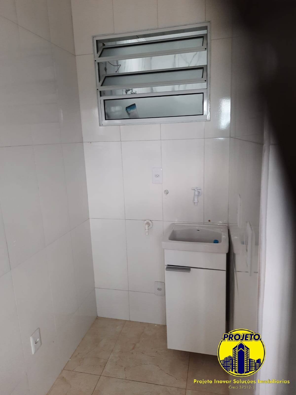 Casa para alugar com 3 quartos, 100m² - Foto 6