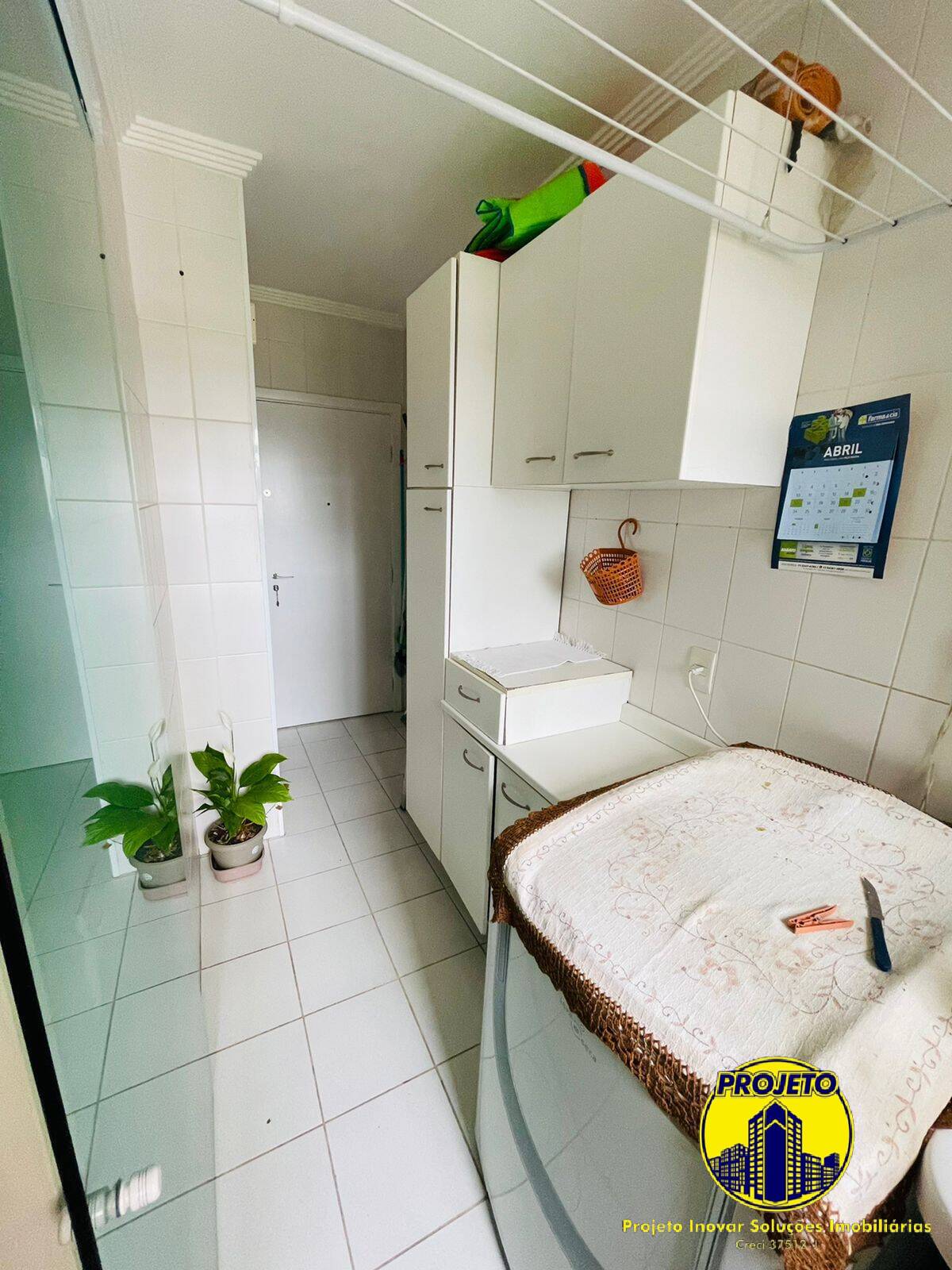 Apartamento à venda com 3 quartos, 92m² - Foto 7