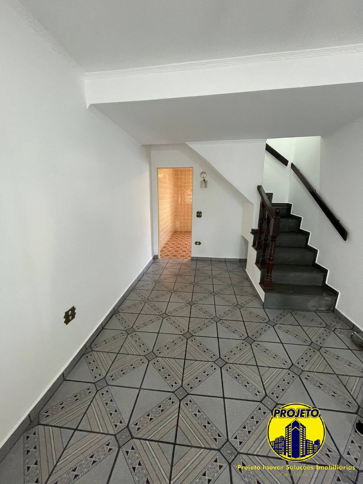 Sobrado à venda com 3 quartos, 170m² - Foto 1