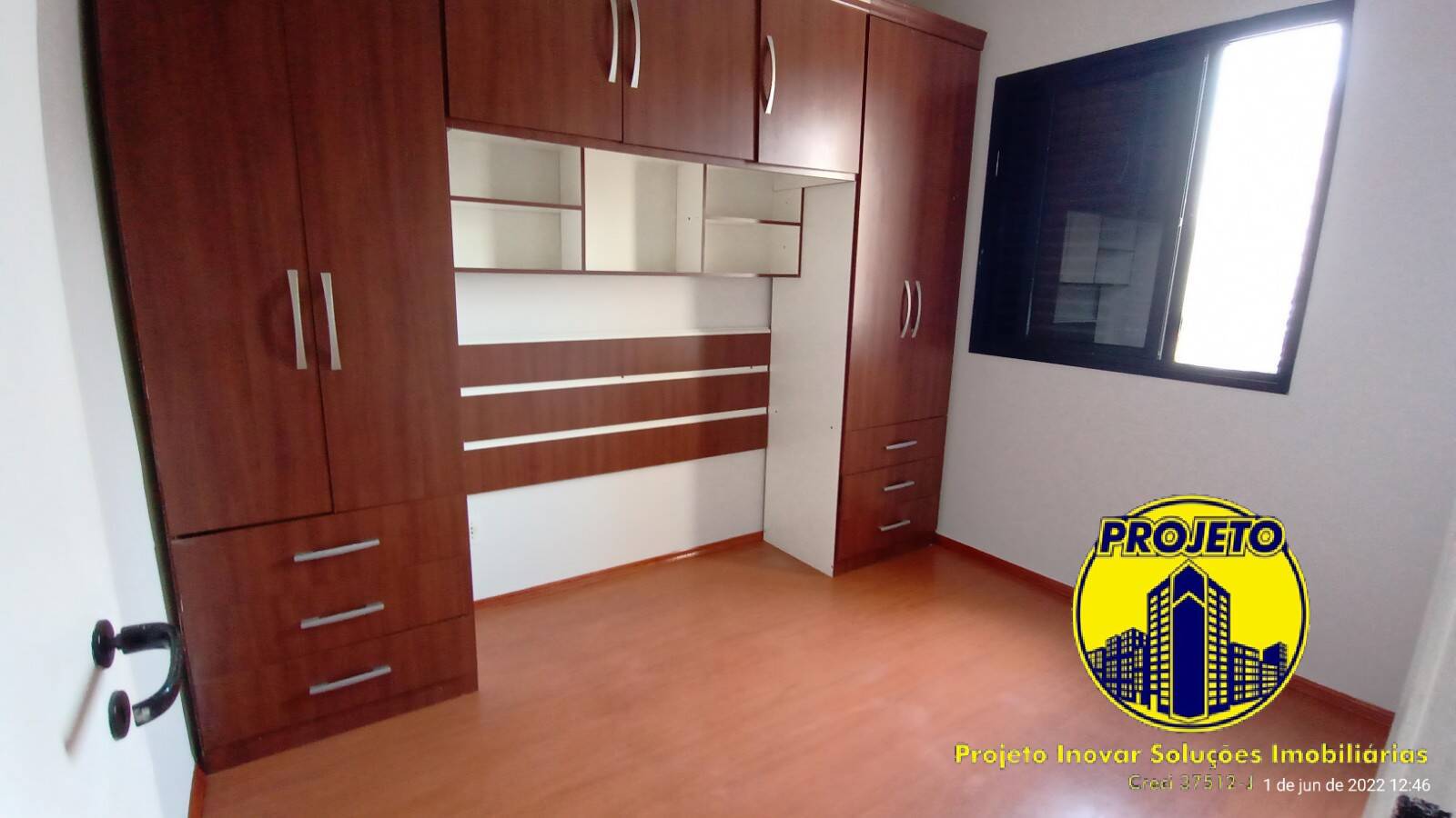 Apartamento para alugar com 2 quartos, 54m² - Foto 12