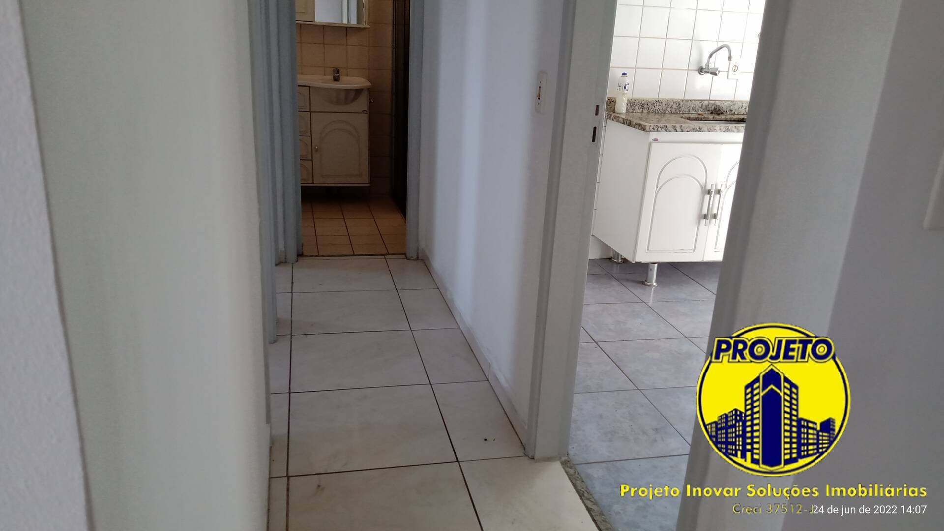 Apartamento para alugar com 2 quartos, 50m² - Foto 2