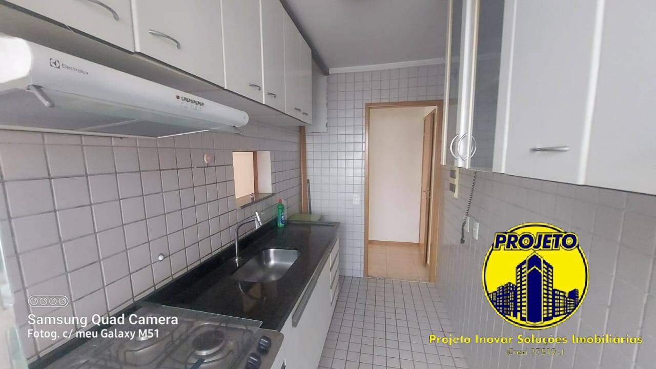 Apartamento para alugar com 2 quartos, 55m² - Foto 4