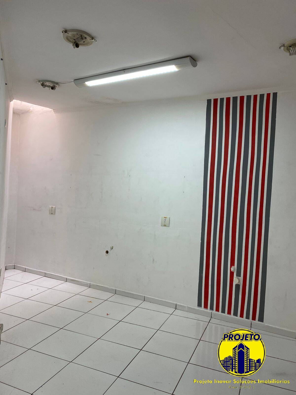 Prédio Inteiro para alugar, 102m² - Foto 3