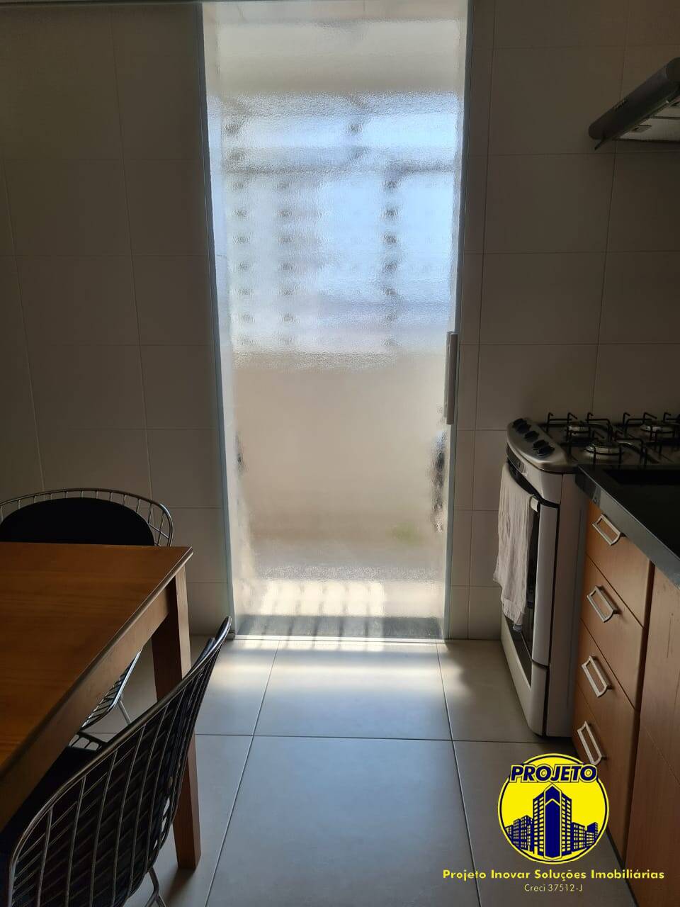 Apartamento à venda com 2 quartos, 67m² - Foto 9