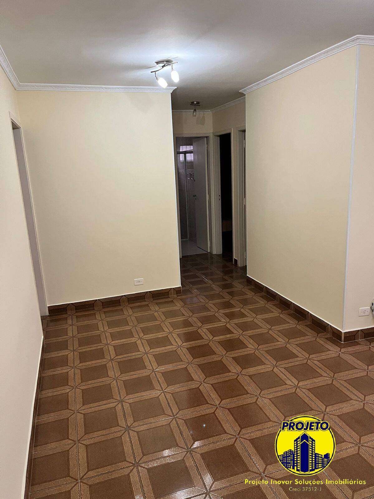 Apartamento à venda com 2 quartos, 62m² - Foto 4