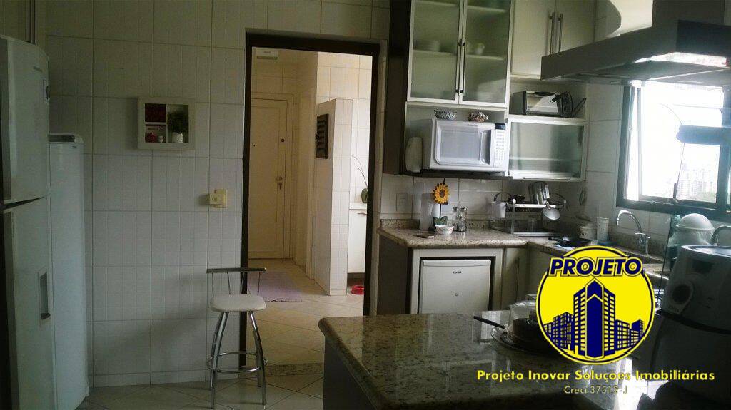 Apartamento à venda com 4 quartos, 270m² - Foto 12