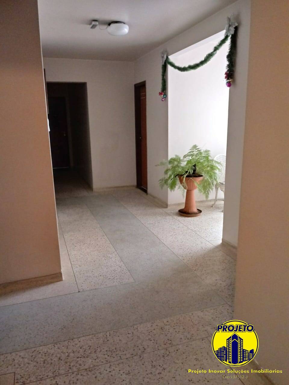 Apartamento à venda com 5 quartos, 200m² - Foto 23