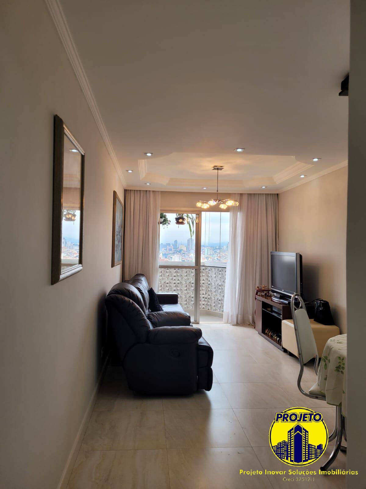 Apartamento à venda com 2 quartos, 77m² - Foto 4