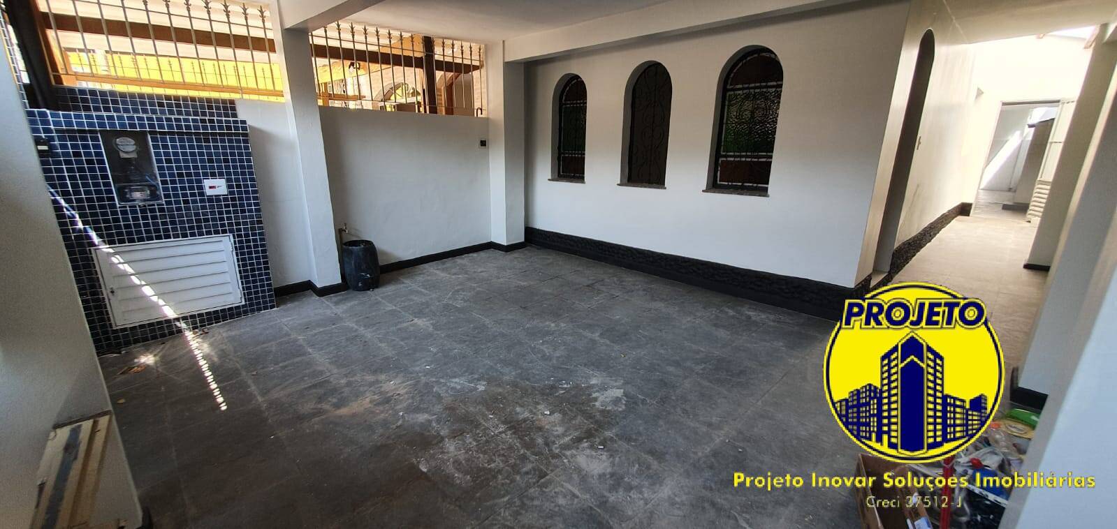 Sobrado à venda com 3 quartos, 254m² - Foto 2