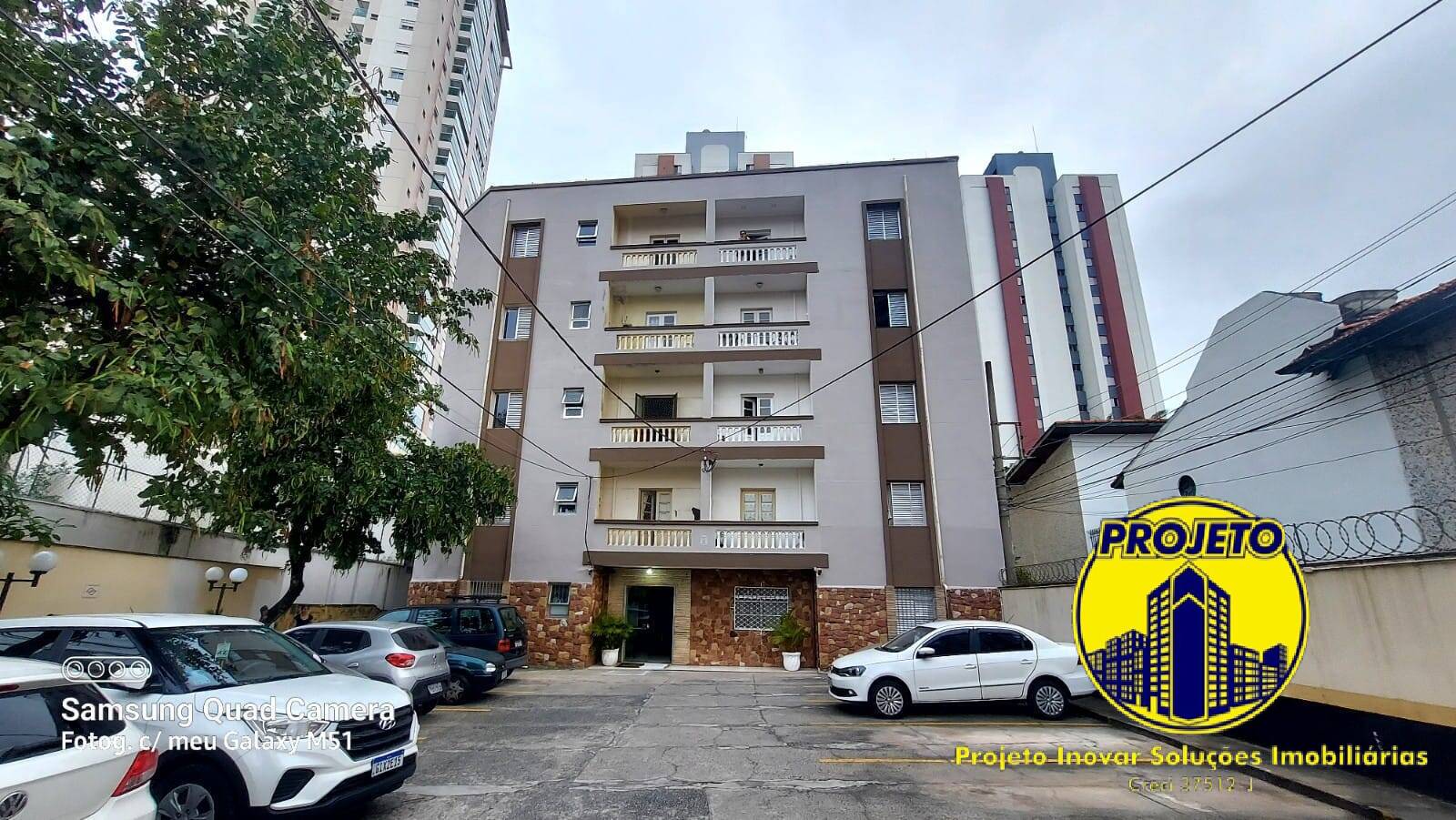 Apartamento à venda com 3 quartos, 73m² - Foto 1