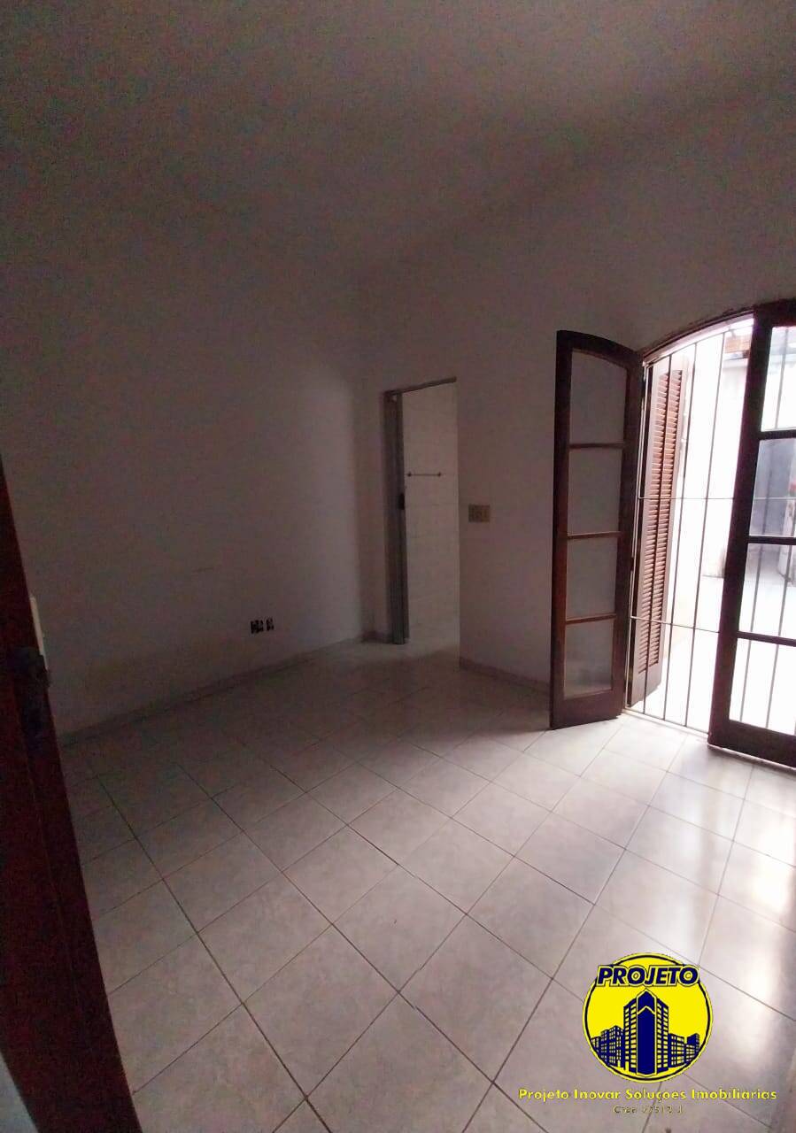 Casa à venda com 2 quartos, 100m² - Foto 8