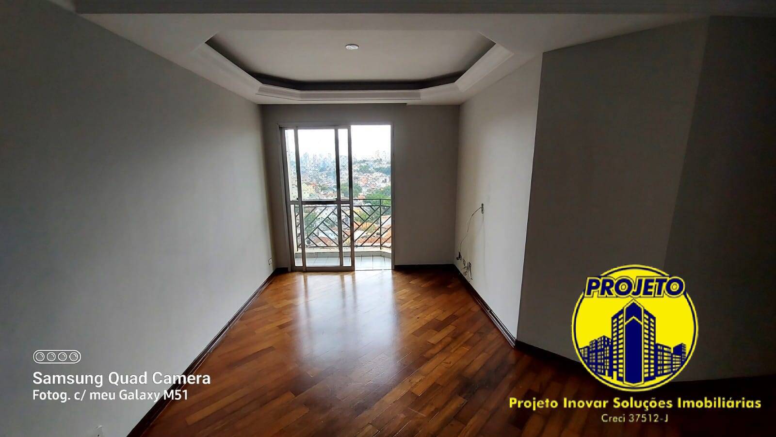 Apartamento à venda com 2 quartos, 60m² - Foto 2