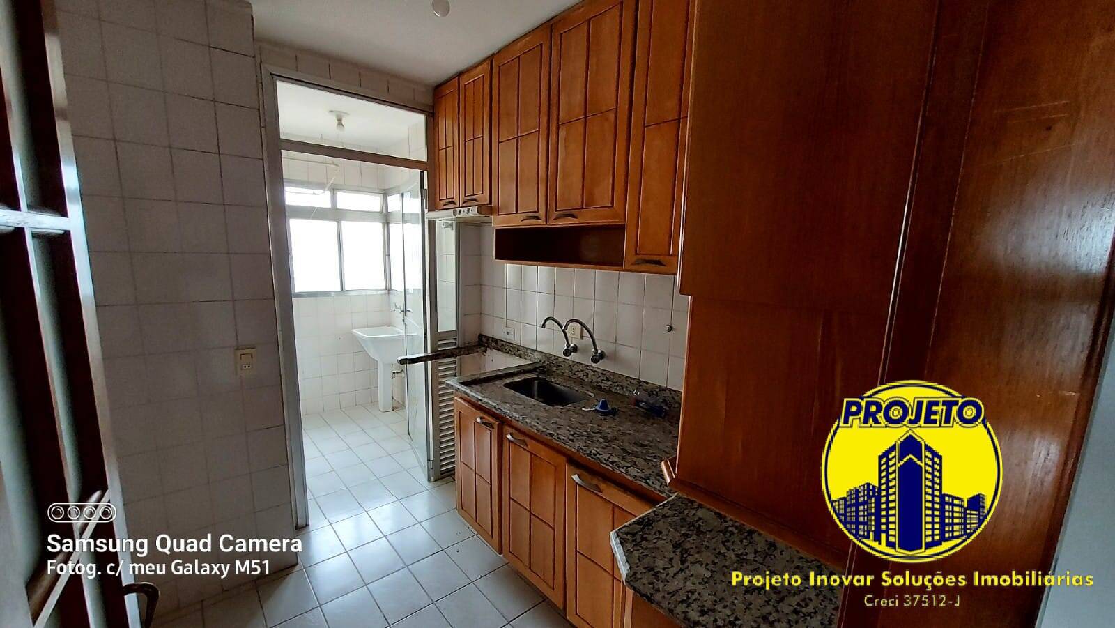 Apartamento à venda com 2 quartos, 60m² - Foto 11