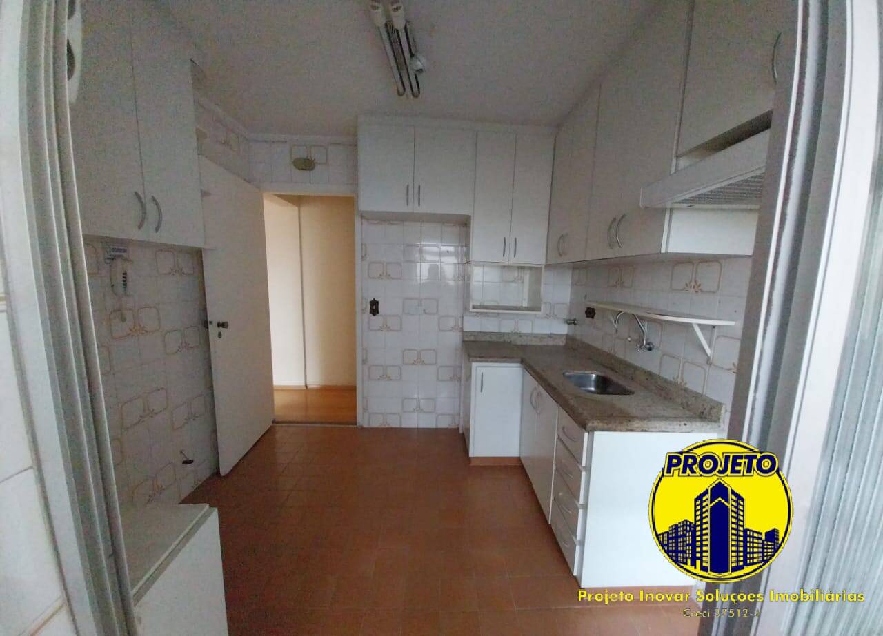 Apartamento à venda com 2 quartos, 62m² - Foto 7