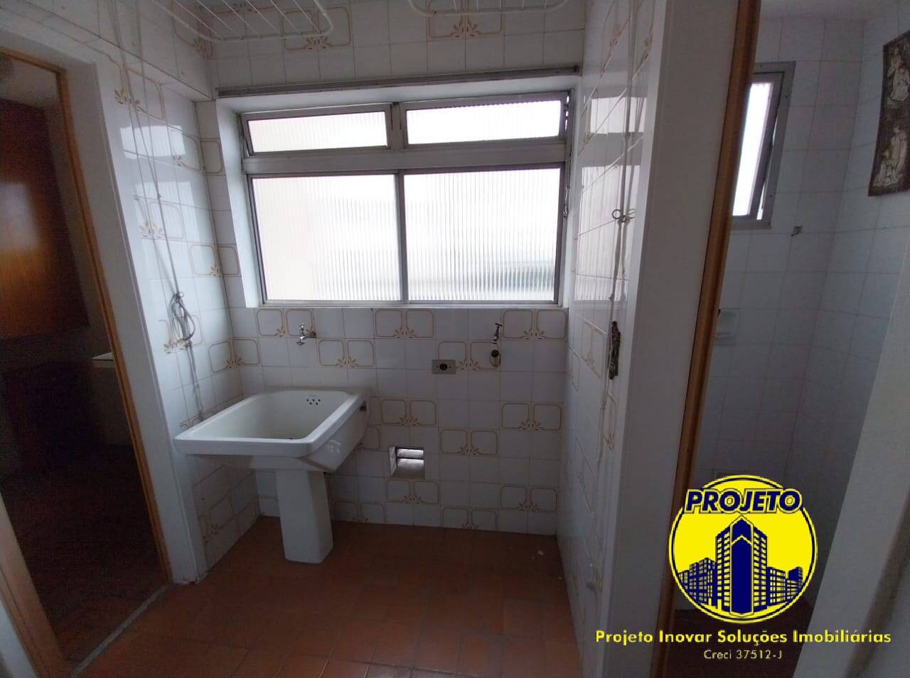 Apartamento à venda com 2 quartos, 62m² - Foto 11