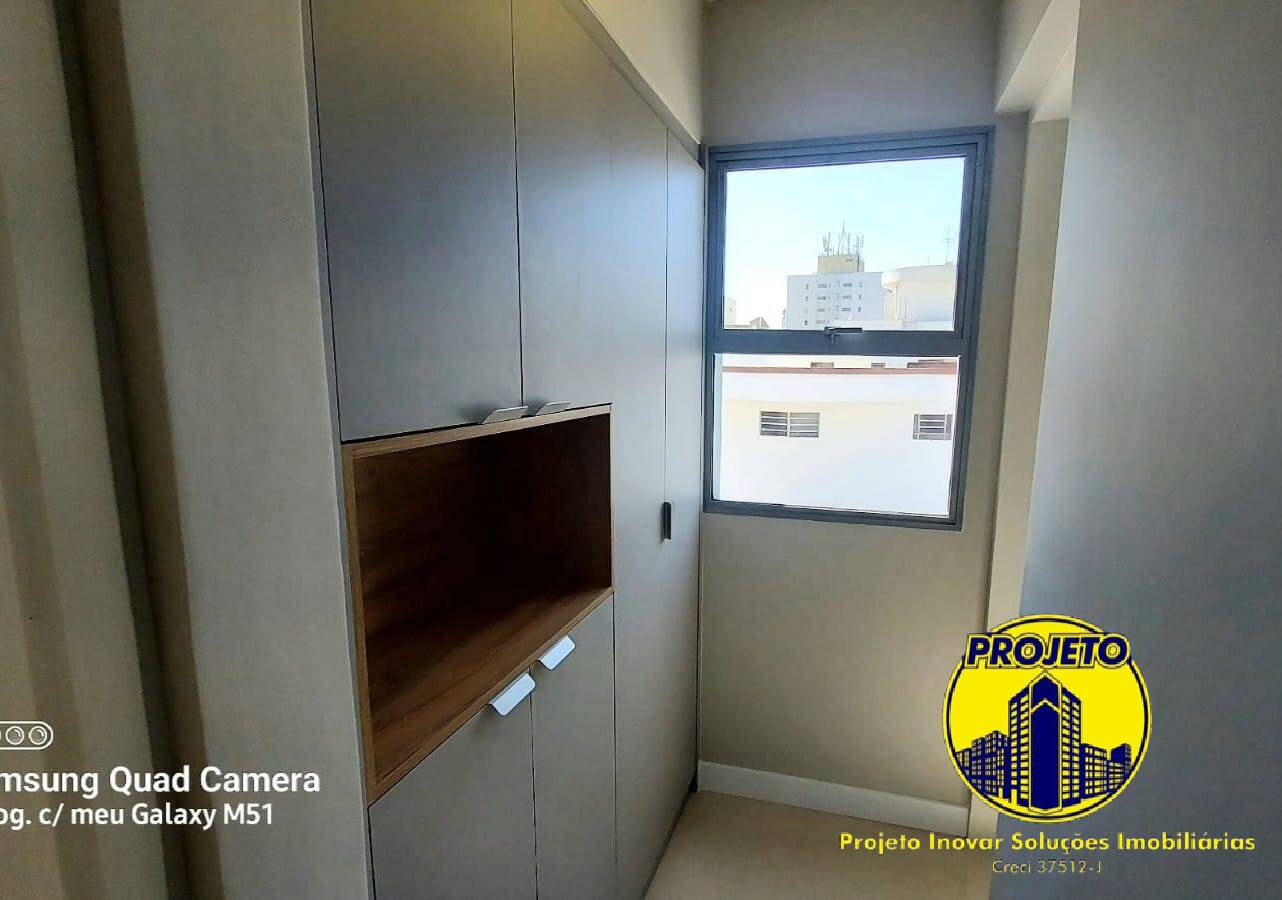 Apartamento à venda com 2 quartos, 70m² - Foto 11