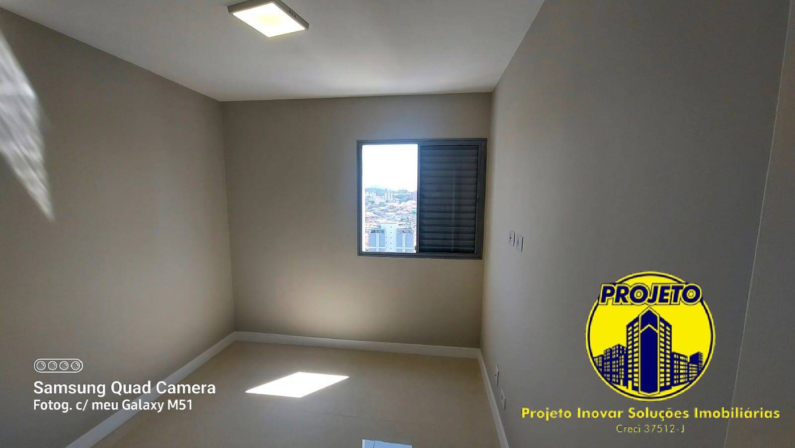 Apartamento à venda com 2 quartos, 70m² - Foto 5