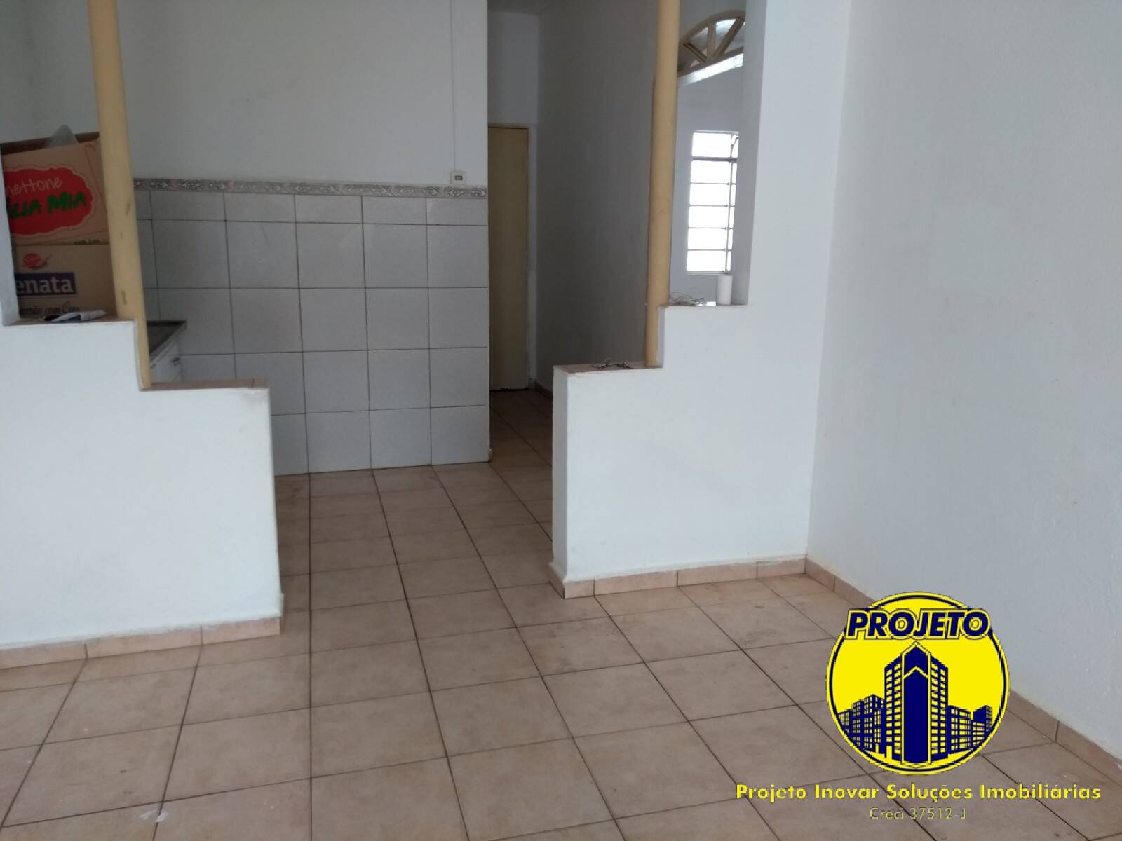 Casa para alugar com 2 quartos, 80m² - Foto 3