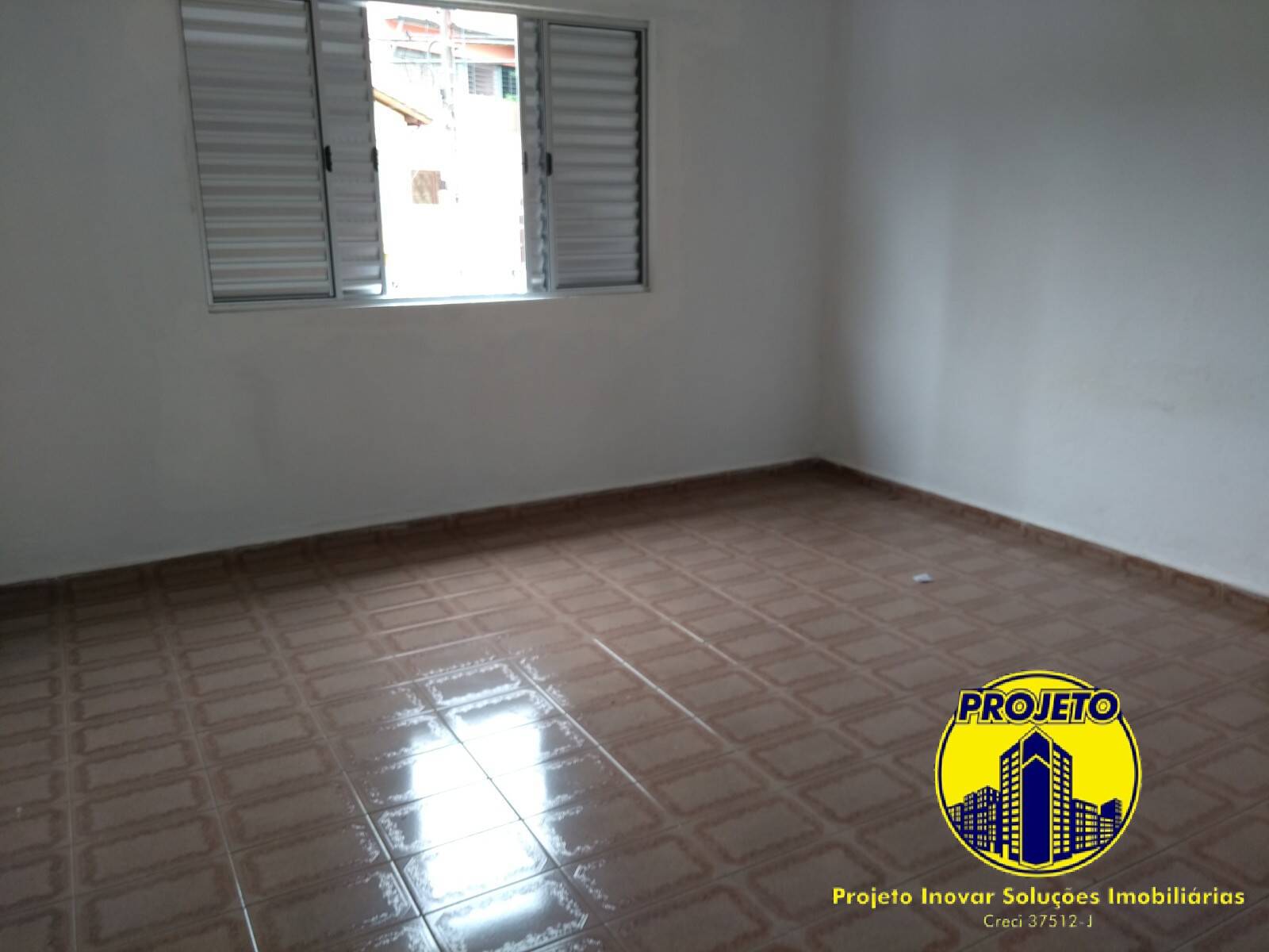 Casa para alugar com 2 quartos, 80m² - Foto 11