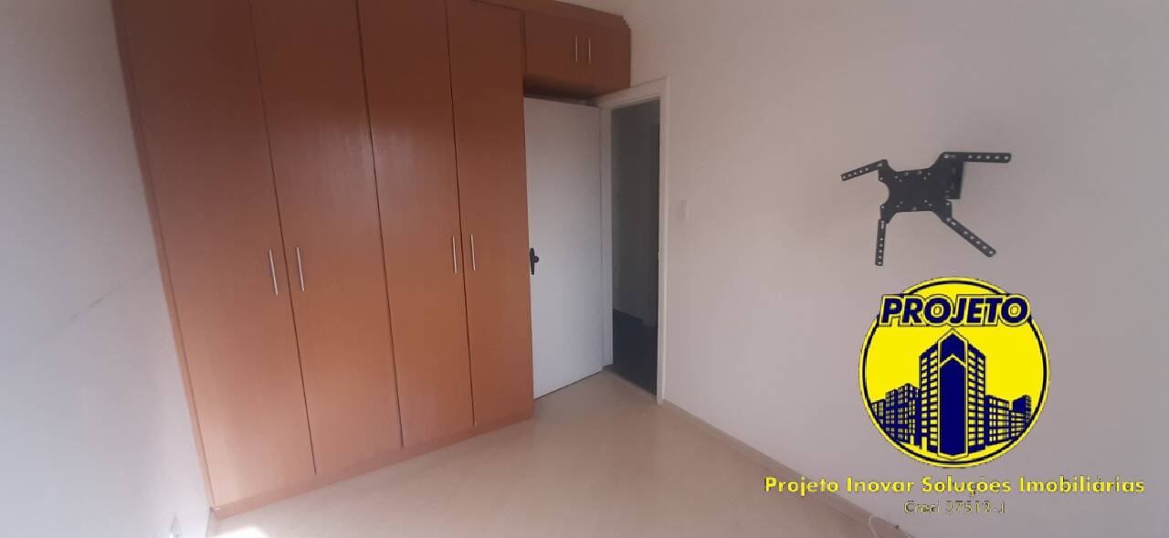 Apartamento à venda com 3 quartos, 65m² - Foto 2